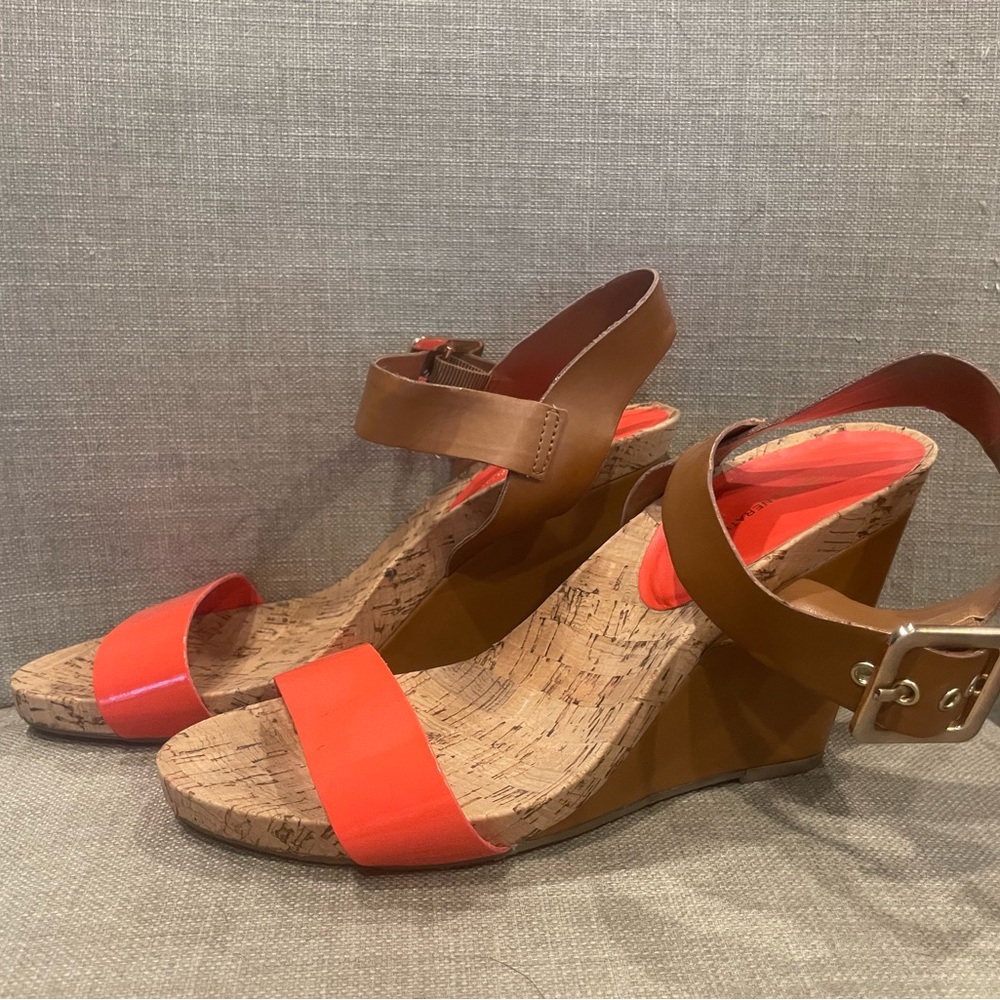 BCBGeneration Blaise Wedge Sandal size 9